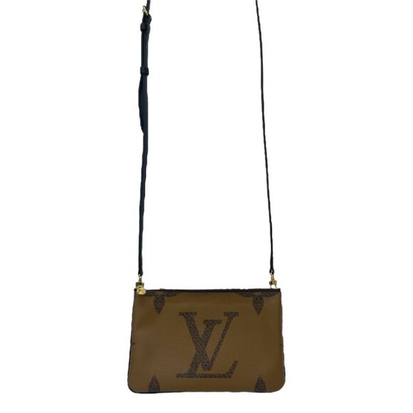 LOUIS VUITTON Brown Monogram Shoulder Bag - Picture 1 of 11